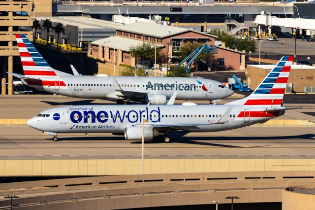 Boeing 737-800 (N837NN) - American Airlines 737-800 in Oneworld special livery taxiing at PHX on 10/29/22. Taken with a Canon 850D and Tamron 70-200 G2 lens.