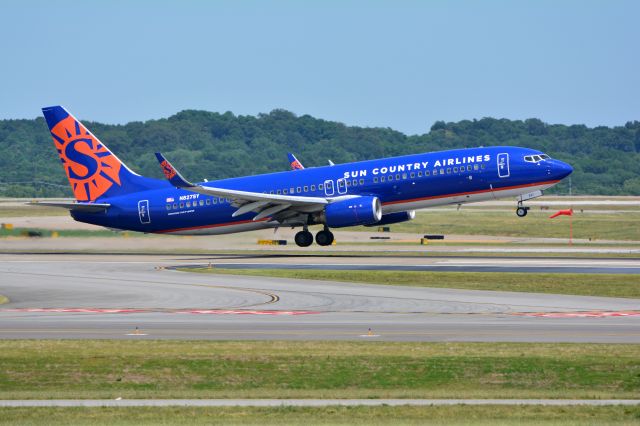 Boeing 737-800 (N827SY) - A Sun Country Boeing 737-8F2 departs Nashville Tennessee on a beautiful June day.br /06/14/2019 