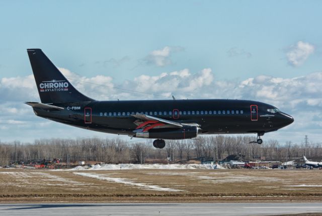 Boeing 737-200 (C-FBIM) - First arrival to CYHU, 14/03/2020