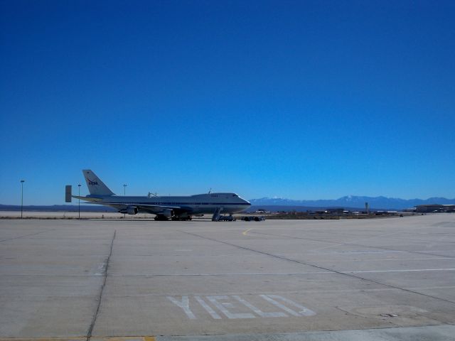 — — - Shuttle Carrier Aircraft