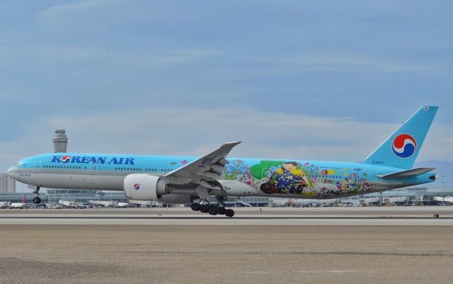 BOEING 777-300ER (HL8209) - Childrens Livery.