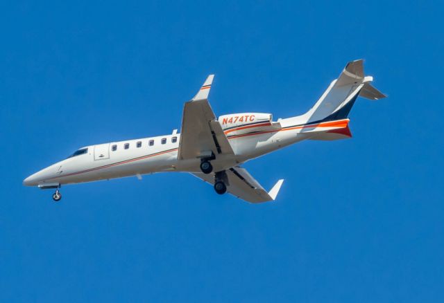 Learjet 45 —