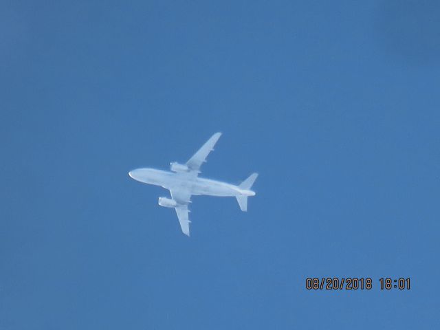 Airbus A319 (N807UA)