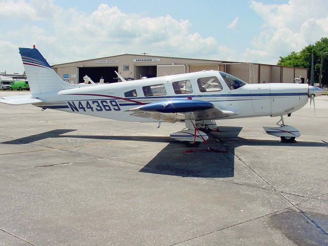 Piper Saratoga (N44369)