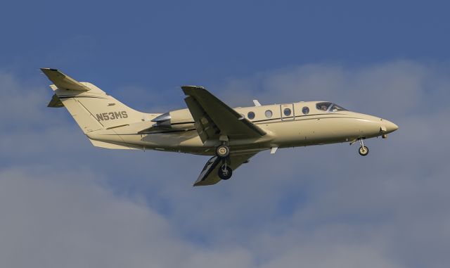 Beechcraft Beechjet (N53MS) - Runway 02L arrival @KDPA.