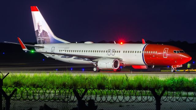 Boeing 737-800 (LV-IQZ)