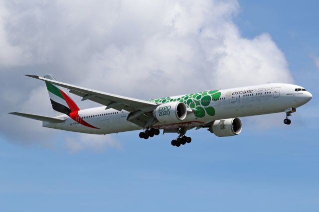 BOEING 777-300 (A6-EPU) - "Expo 2020 Dubai UAE" livery