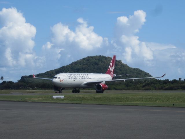 Airbus A330-300 (G-VGEM)