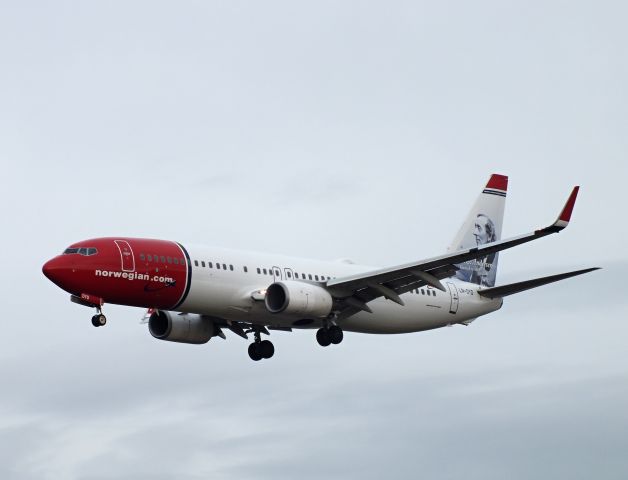 Boeing 737-800 (LN-DYD)