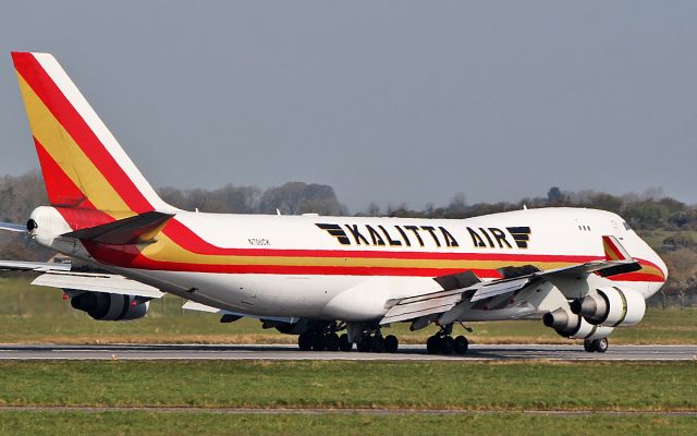 Boeing 747-400 (N706CK) - kalitta air b747-4b5f n706ck after landing at shannon 7/4/19.