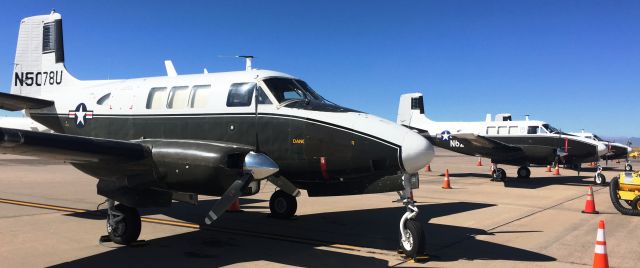 Beechcraft Queen Air (65) (N5078U) - 3 old girls still in their Army livery, flying now for Key Lime Airlines.