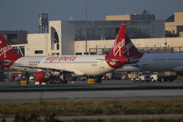 Airbus A320 (N626VA)