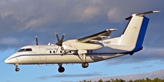 de Havilland Dash 8-200 (QUE30) - QUE30 MÉDÉVAC - SERVICE AÉRIEN GOUVERNEMENTAL