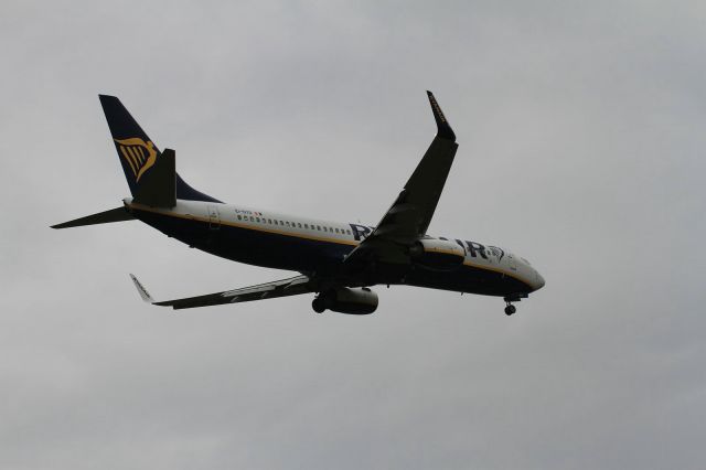 Boeing 737-800 (EI-DYO) - From Marseille France LFML.