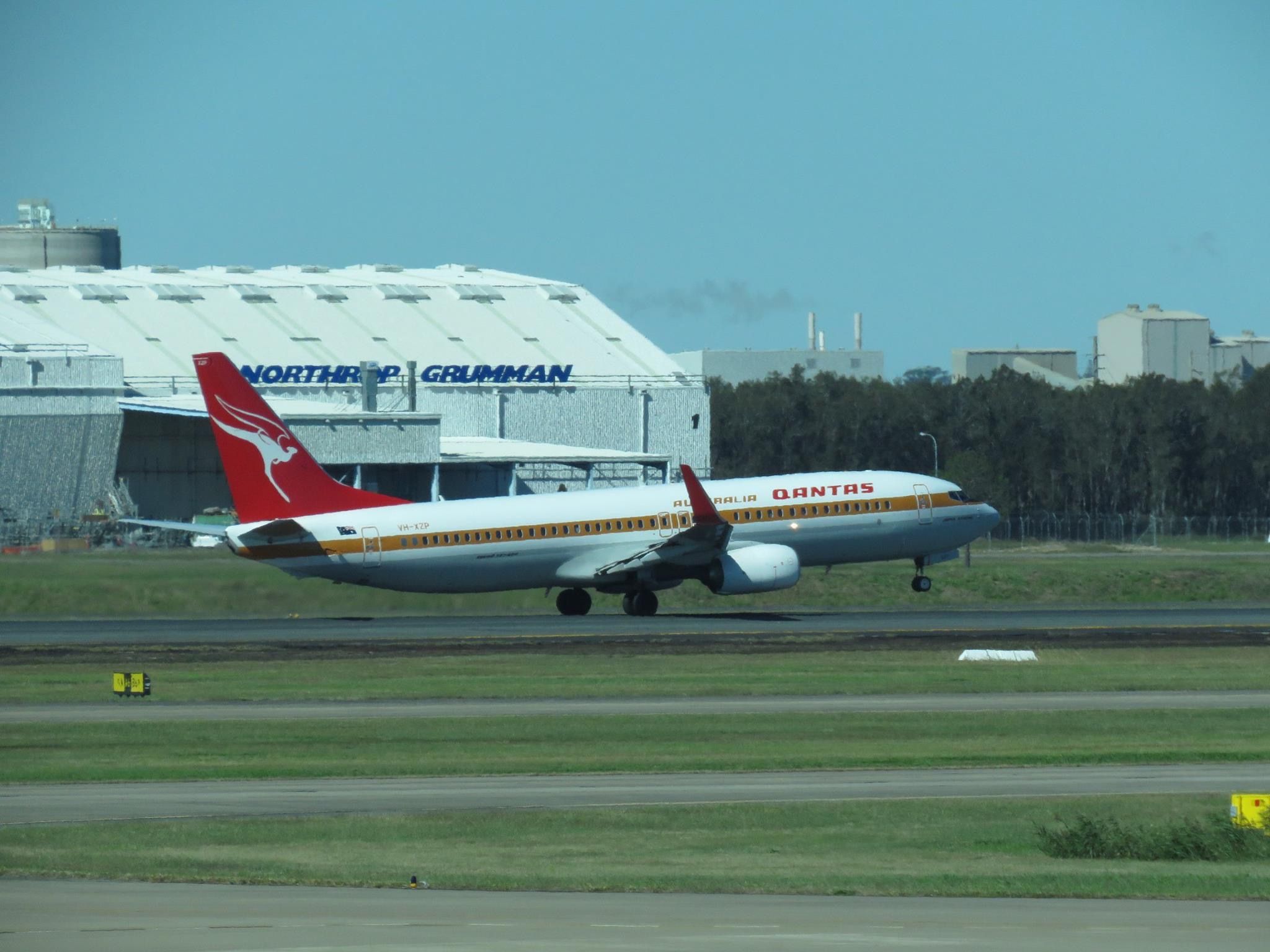 Boeing 737-800 (VH-XZP)