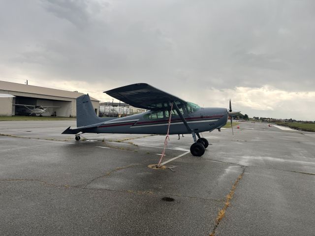 Cessna Skywagon 180 (N9720G)