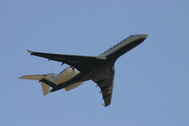 Bombardier Global 5000 (HB-JRS)