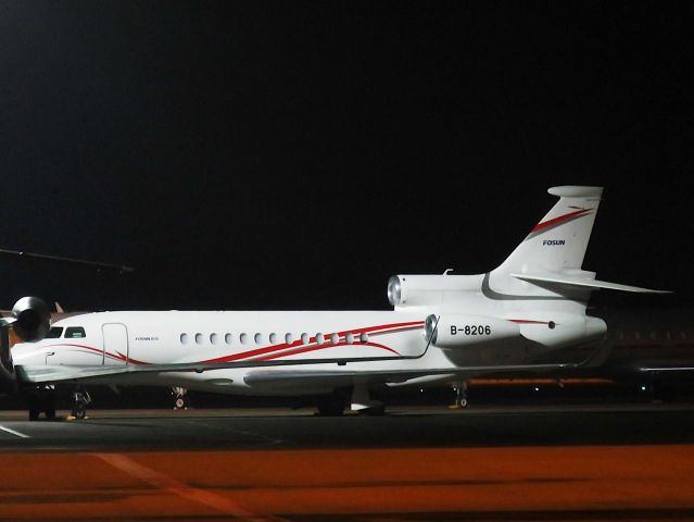 Dassault Falcon 7X (B-8206) - I take a picture on Dec 24, 2017.