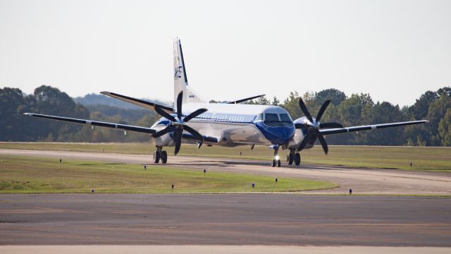 Saab 2000 (N508FR) - Just arrived from GNV with the Gators onboard. 