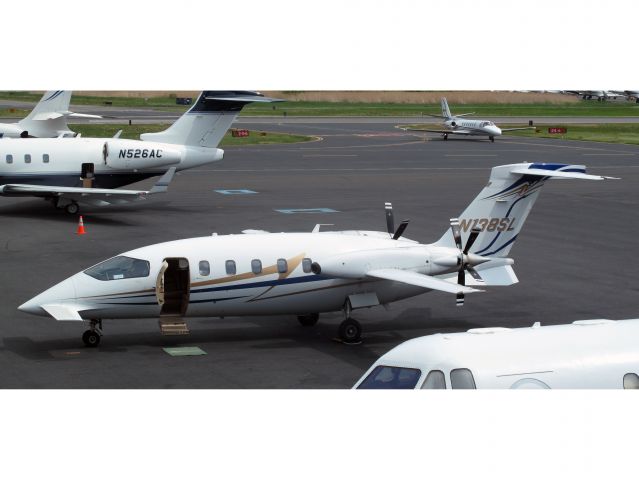 Piaggio P.180 Avanti (N138SL) - A very fast and fuel efficent turbo-prop.