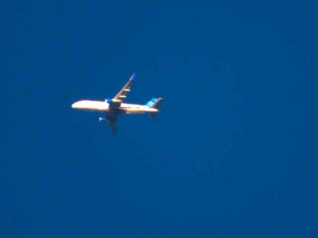 Embraer 175 (N622UX) - SKW5812br /SAV-DENbr /01/04/22