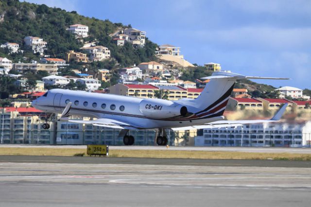 Gulfstream Aerospace Gulfstream V (CS-DKI) - CS-DKI departing TNCM