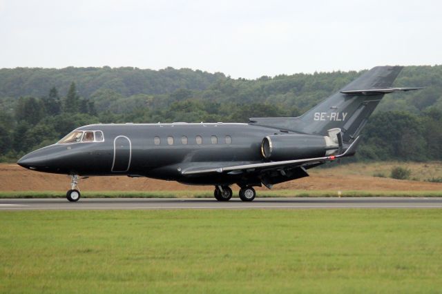 Hawker 800 (SE-RLY) - Grafair Hawker 900XP landing on rwy 25 on 13-Aug-21 arriving from ESSB as GFM6Y.