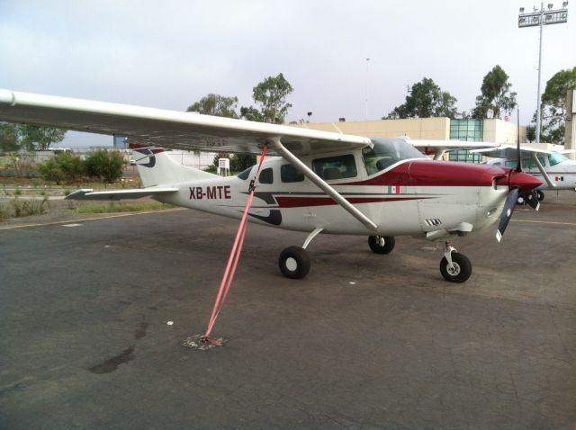 Cessna 206 Stationair (XB-MTE) - September 18, 2012.