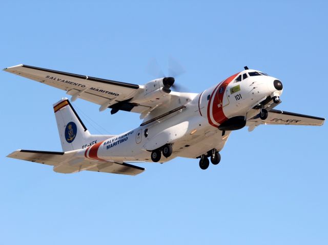 Casa Persuader (CN-235) (EC-KEK)