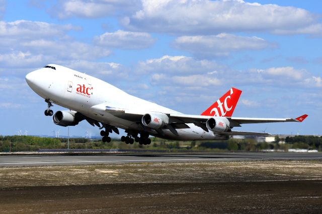 Boeing 747-200 (ER-BBC)