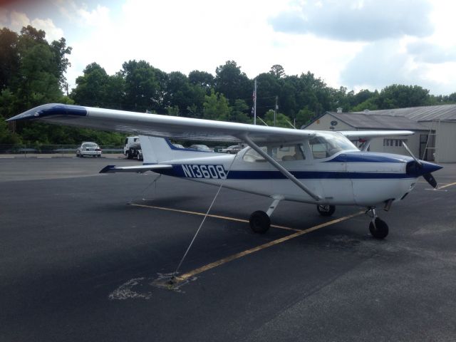 Cessna Skyhawk (N13608) - I took this picture of the plane that I fly for my private pilot certification. Cessna 172M N13608. At downtown island airport   Its one of the planes that the downtown island flight training center has. 