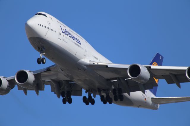 BOEING 747-8 (D-ABYD)