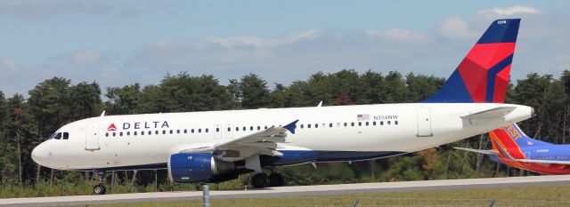 Airbus A320 (N358NW) - Delta Air Lines Flight 724br /KBWI to KDTWbr /9/11/15