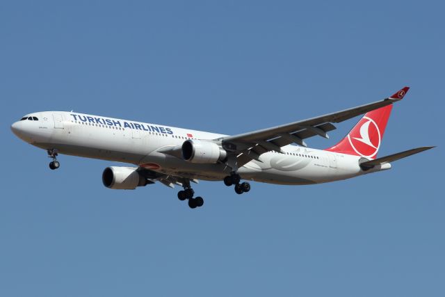 Airbus A330-300 (TC-JOF) - 26/05/2021:  Flight from Istanbul landing on runway 21.