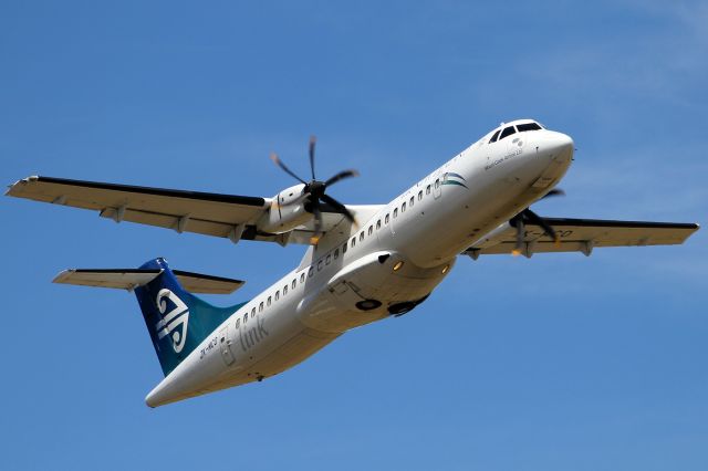 ATR ATR-72 (ZK-MCO)