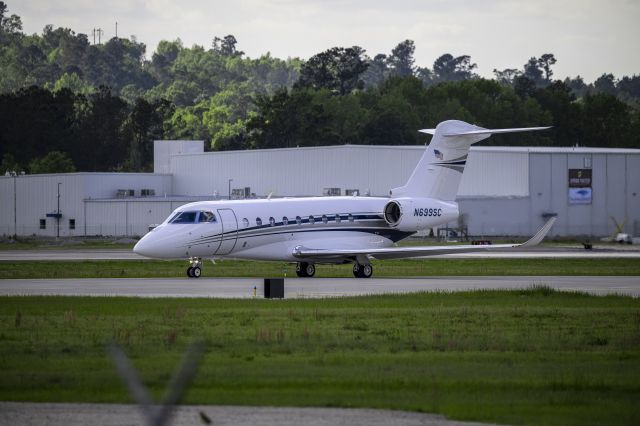 IAI Gulfstream G280 (N699SC) - Taxiing to runway 35 during 2025 Masters week. 