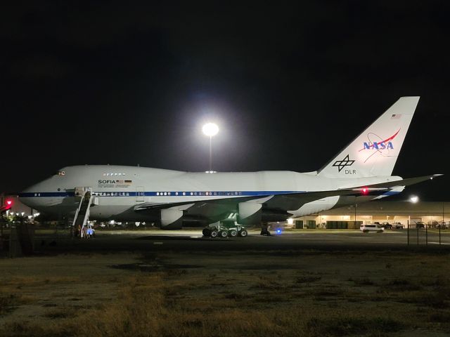 N747NA — - N747NA ("SOFIA") makes her final stop in Honolulu before heading back to California for retirement next month.