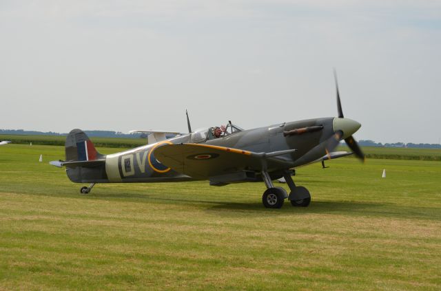 SUPERMARINE Spitfire (G-IBSY)