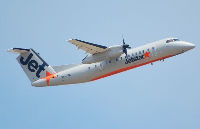 de Havilland Dash 8-300 (VH-TQL)