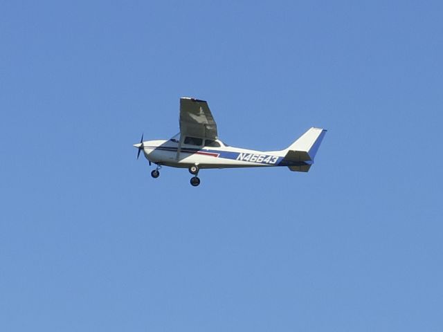 Cessna Skyhawk (N46643) - 1 August 2015