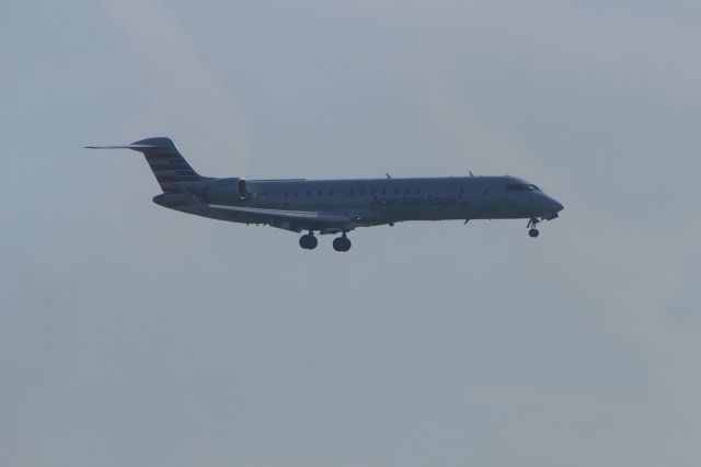 Canadair Regional Jet CRJ-200 (N507AE)