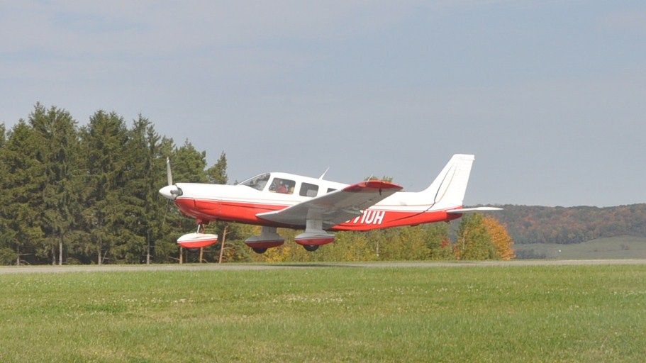 Piper Saratoga/Lance (N971UH)