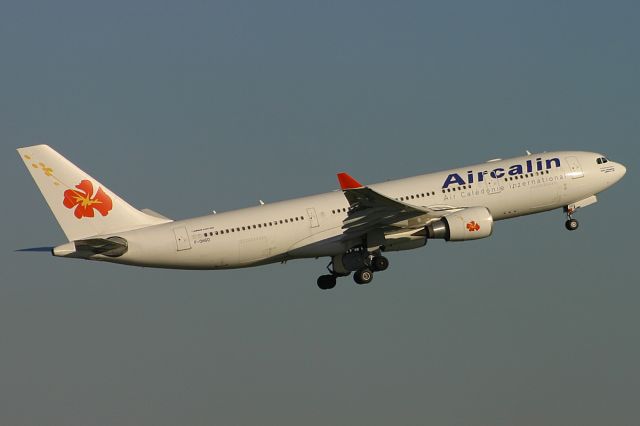 Airbus A330-200 (F-OHSD)