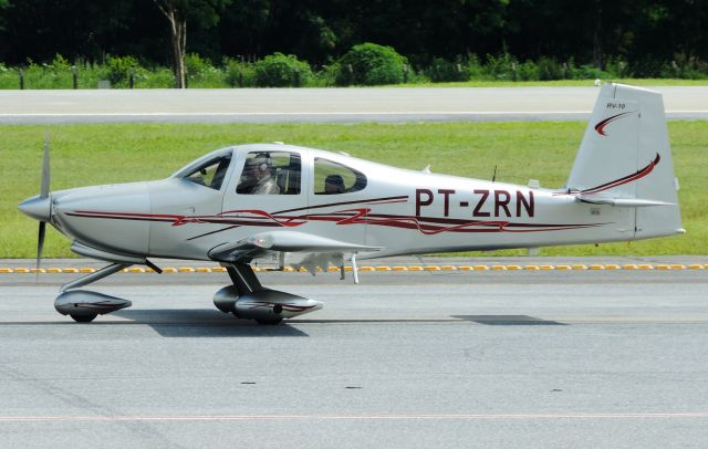 Vans RV-10 (PT-ZRN)