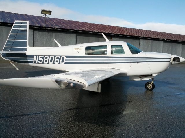 Mooney M-20 (N58060)