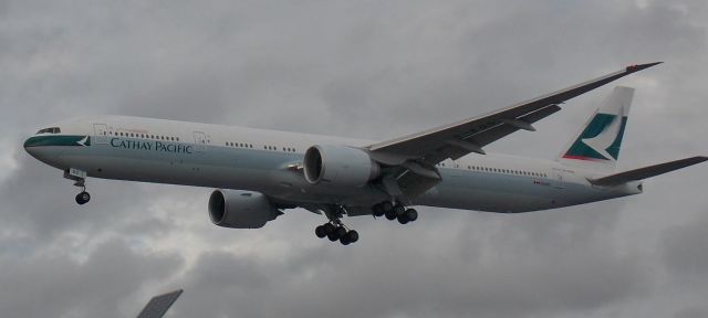 BOEING 777-300ER (B-KQO)