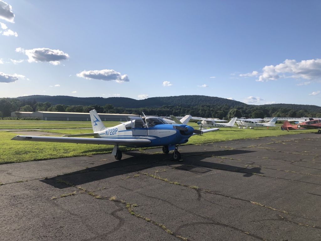 Piper PA-24 Comanche (N7221P)