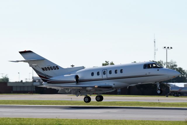 Hawker 800 (N896QS)