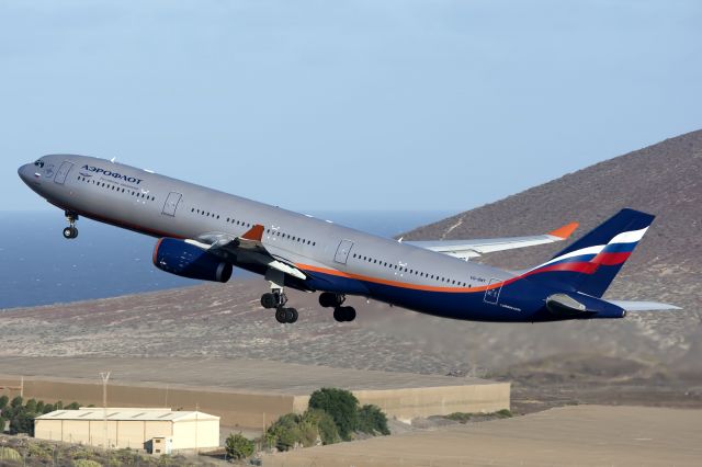 Airbus A330-300 (VQ-BMY)