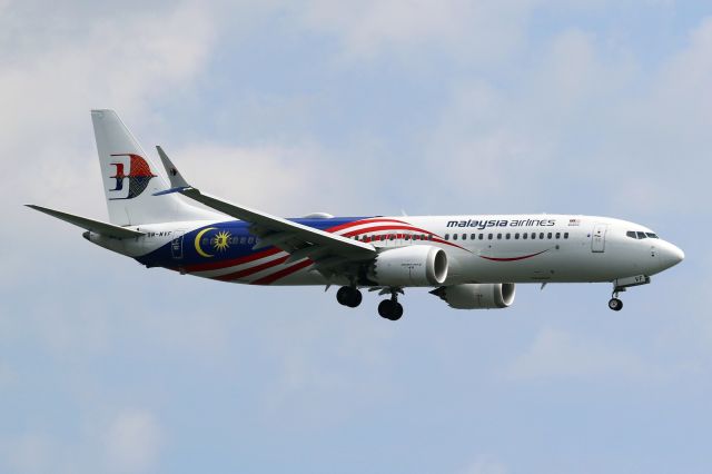 Boeing 737 MAX 8 (9M-MVF) - "Malaysia Negaraku" livery